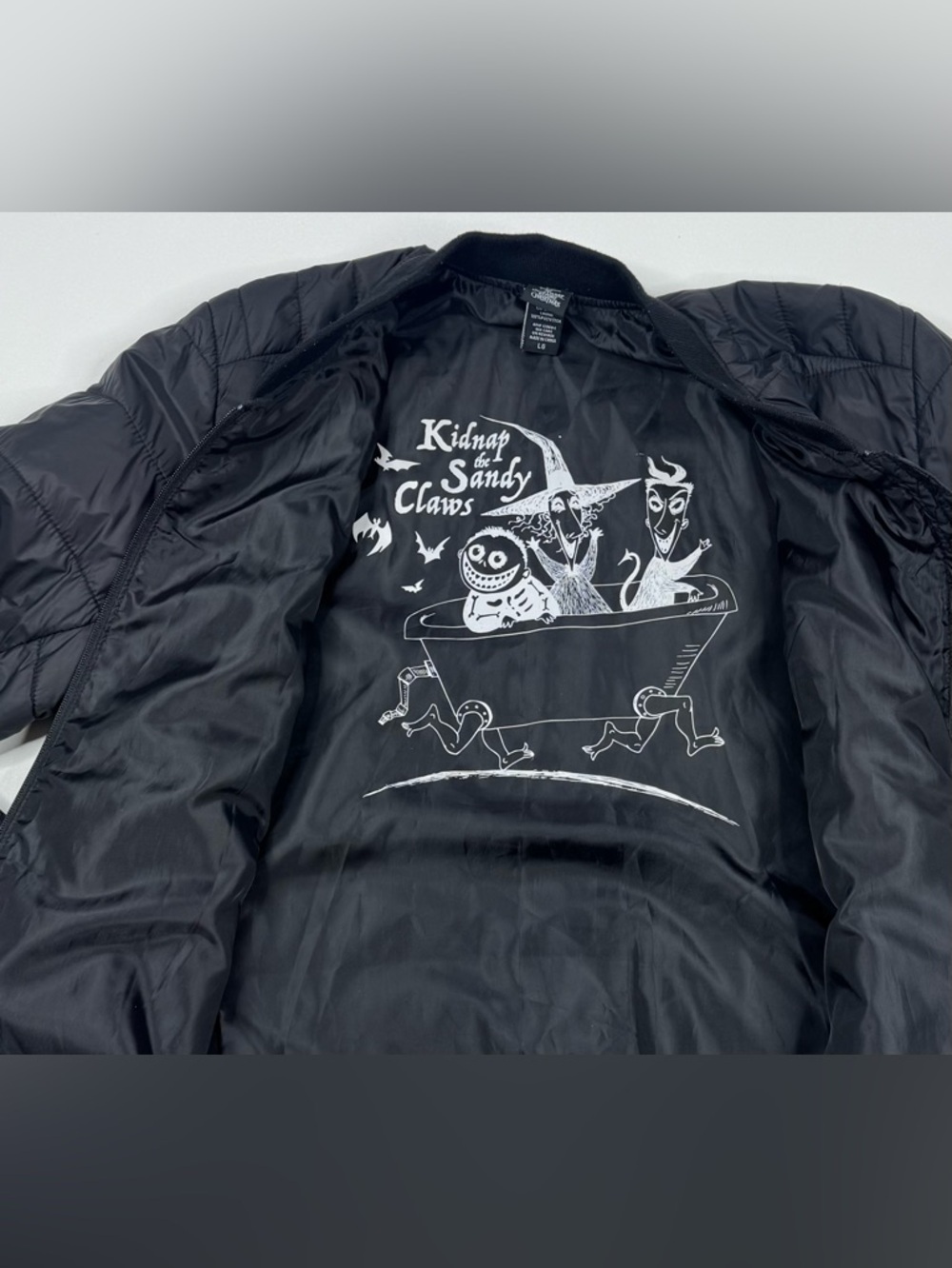 Disney’s The Nightmare Before Christmas Puffer Jacket Mens Size Large - Picture 4 of 12